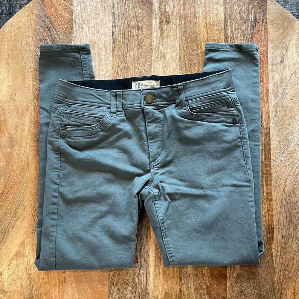 Democracy Olive Skinny Pants, Size 8